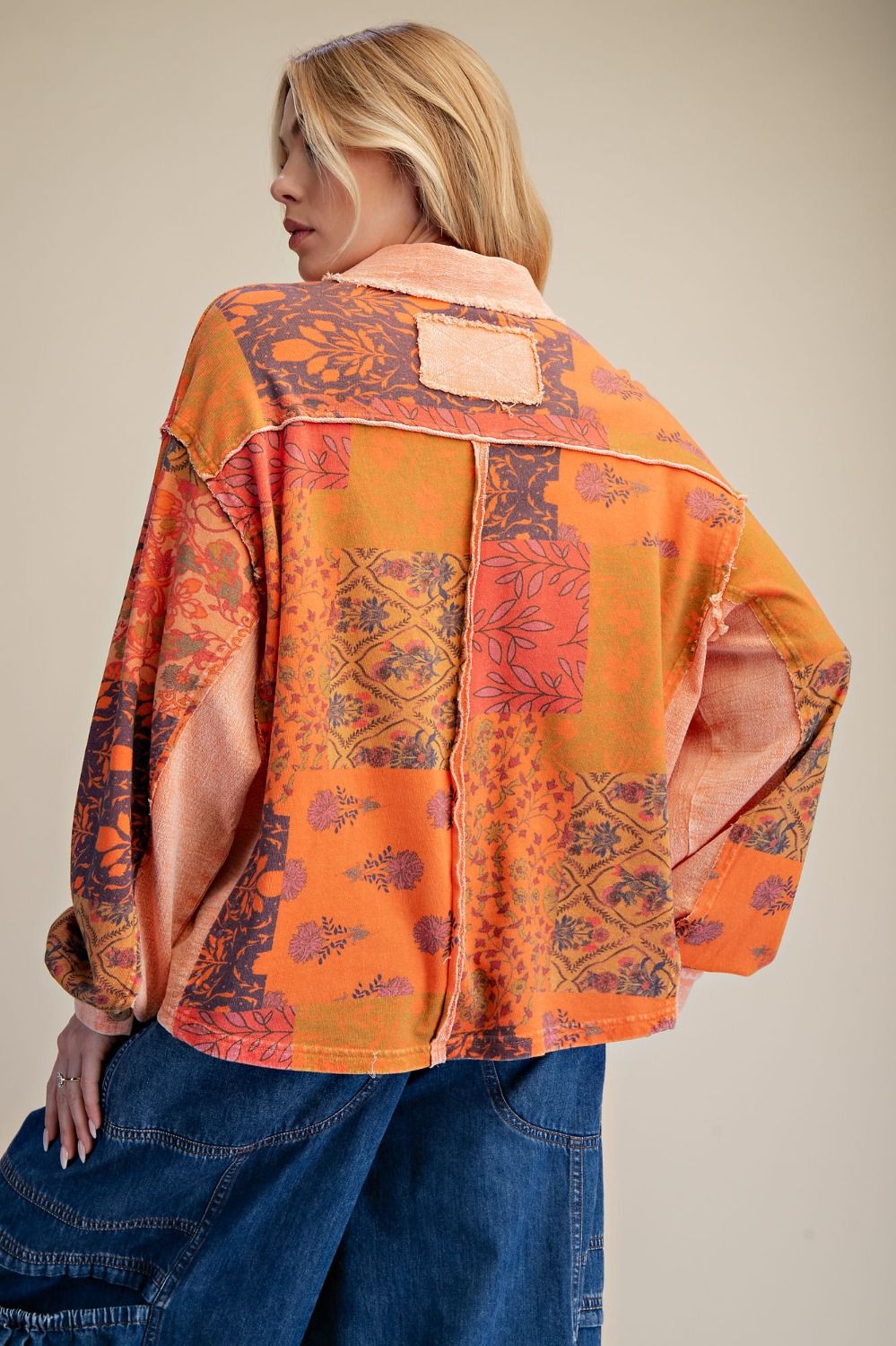 Easel Signature Print Top